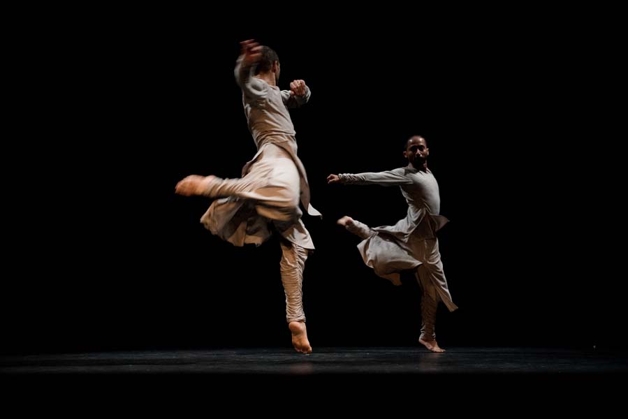 Agudo Dance Company "Silk Road" © George Anastasakis
